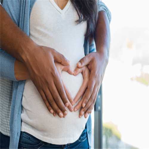 在美国，怎样才能成为一位合格的第三方助孕妈妈？